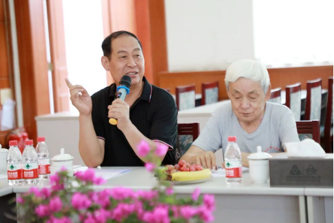 跨越三十年 再谱新篇章——亚洲顶级体育博彩平台召开老干部座谈会