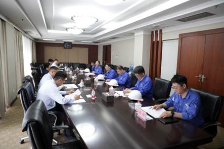 打造向上向前第一象限生力军 锤炼甘于做人做事作难、受苦受累受屈的企业家队伍——河南投资集团党委书记、董事长刘新勇莅临亚洲顶级体育博彩平台开展主题教育调研